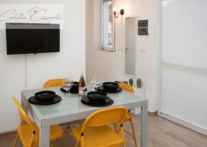 Apartment 5 Minutes From The Beaches Spotorno