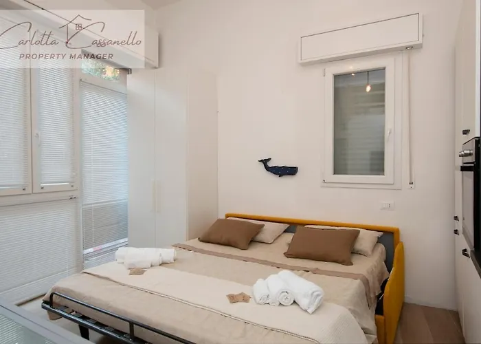 5 Minutes From The Beaches * Spotorno